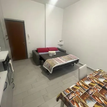 Roberta House -1 Appartamento Rozzano